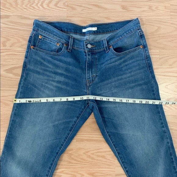 Levi’s Boyfriend Jeans - Picture 4 of 7
